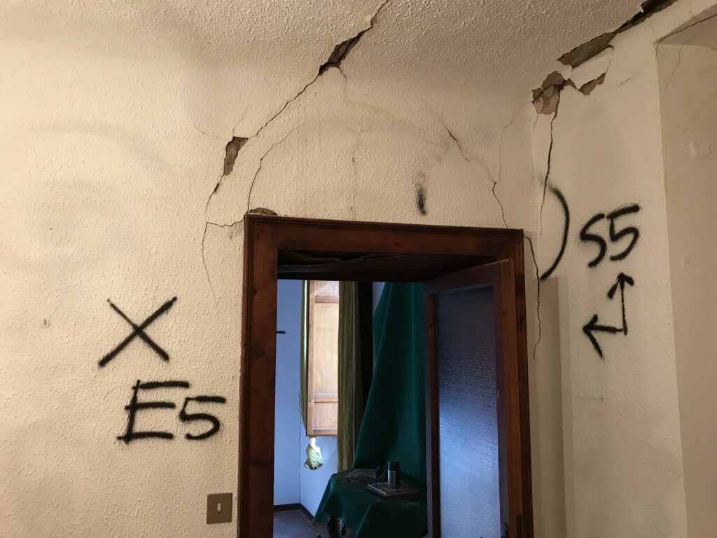 Edificio colpito dal sisma 2016 Cingoli